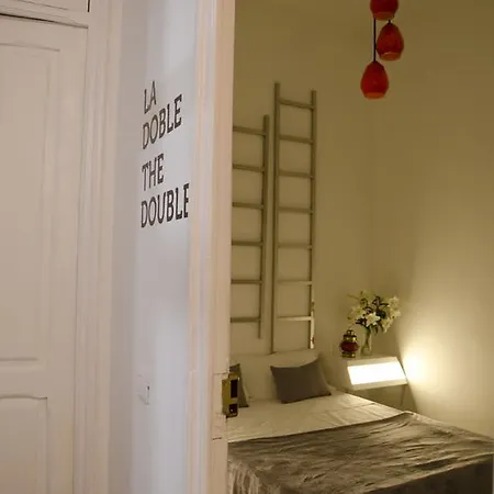 El Jostel Oda ve Kahvaltı 2*